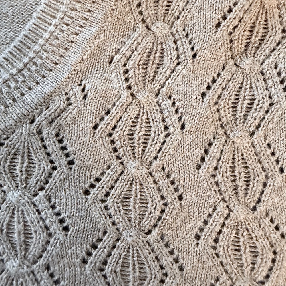 Banana Republic Beige Crewneck Sweater - Picture 5 of 7